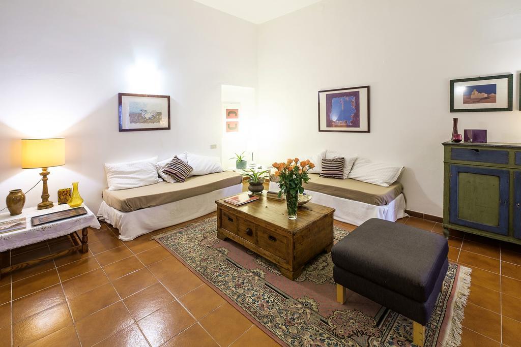 Apartamento At Kalsa Quiet Flowered Terrace! Free Parking! Ideal For Remote Working! Palermo