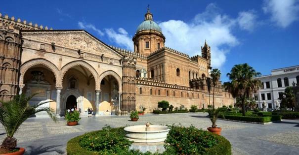 At Kalsa Quiet Flowered Terrace! Free Parking! Ideal For Remote Working! Apartamento Palermo
