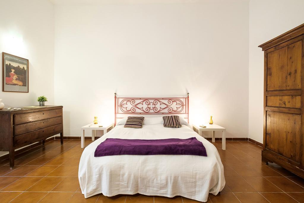 At Kalsa Quiet Flowered Terrace! Free Parking! Ideal For Remote Working! Palermo